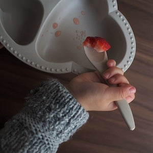 Lien de famille もぐもぐ5点セット ベビー食器&カトラリー EVA樹脂 お食事エプロン&マット bien mangeシリーズ ベビーギフト 出産祝い