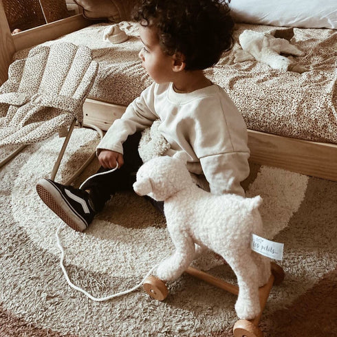 Egmont Toys 羊のメリー プルトイ PULL-ALONG MARY ひつじ エグモントトイズ EGM591026