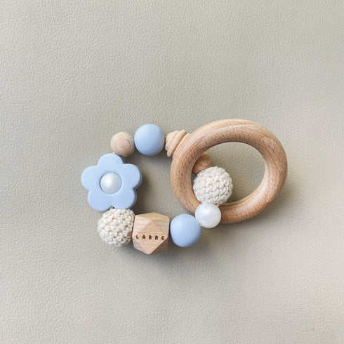 LABRO 歯がため 花柄 フラワー 木製 木のおもちゃ ファーストトイ 歯固め 日本製 ラブロ 天然木