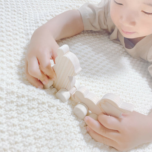 LABRO ベビーギフトセット くまさんミニカート 木馬歯固め ホルダー 木のおもちゃ タオル ファーストトイ ラブロ