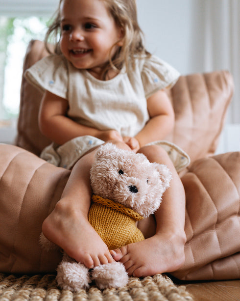 and the little dog laughed ダルシーベア Mサイズ ぬいぐるみ くま dulcie bear - medium アンド ザ リトル ドッグ ラフド