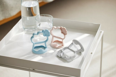 D by DADWAY にぎにぎ歯がため かぽっとはめる ディーバイダッドウェイ りんご 雲