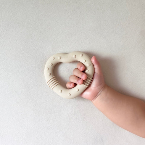 kawaii&born ハート型 歯固めリング シリコン