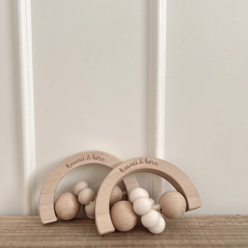 kawaii&born moon 歯固めリング 月型 木製