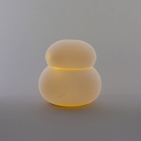 鏡餅 オブジェとしても使える半磁器のLEDライト 【ビッグサイズ】 電池式 お正月飾り 正月 雪だるま クリスマス サンタ帽子 shesay 108365