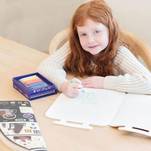 Jaq Jaq Bird 塗り絵ブック Giant Coloring Book リサイクルペーパーを使用 ジャクジャクバード