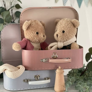 Egmont Toys お着換えモリセット in ペーパートランク モリス Morrissette with clothes in a case EGM700099 エグモントトイズ