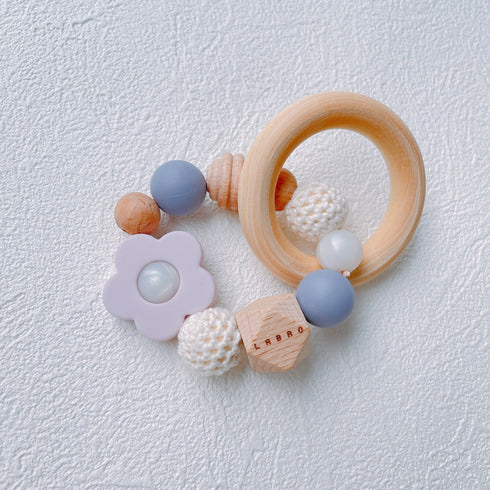 LABRO 歯がため 花柄 フラワー 木製 木のおもちゃ ファーストトイ 歯固め 日本製 ラブロ 天然木