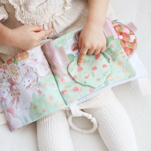 amanoppo ふんわりえほん BOX入 「うさぎたちのお茶会」 布絵本 あまのっぽ