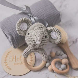 ぞうさん あみぐるみラトルのベビーギフト 5点セット Elephant Baby Rattle Teethers Set 90709