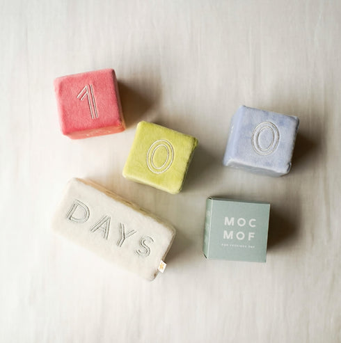 mocmof やわらか マンスリーブロック 布製 おもちゃ 記念撮影 月齢フォト モクモフ