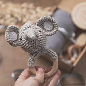 ぞうさん あみぐるみラトルのベビーギフト 5点セット Elephant Baby Rattle Teethers Set 90709