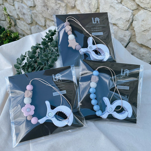 LABRO 赤ちゃんのお靴 ホルダー シューズクリップ お花 星 ウッドビーズ ベビーカーに♪