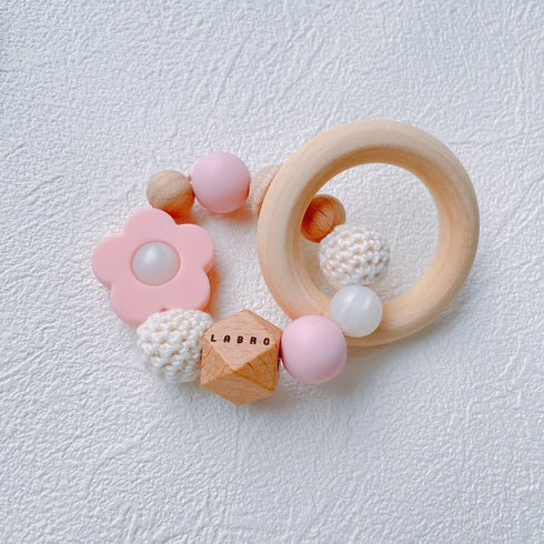 LABRO 歯がため 花柄 フラワー 木製 木のおもちゃ ファーストトイ 歯固め 日本製 ラブロ 天然木