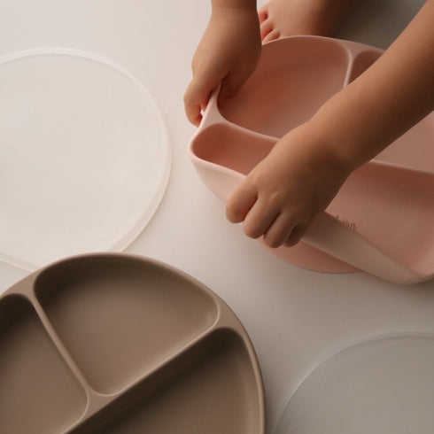 kawaii&born シリコンプレート 離乳食 ベビー食器 吸盤タイプ くっつくお皿