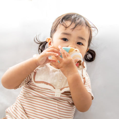 Love my lil 歯がため カップケーキ ブルー ピンク ラブマイリル