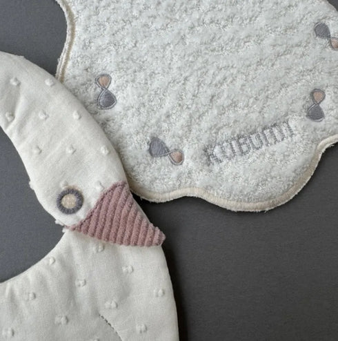 kubomi あひるのスタイ 刺繍タオルセット BOX付き イエローセット 汗取りパット 出産祝い クボミ