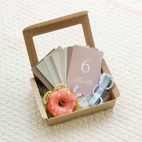 SHAOOL わっかラトル ベビーギフトセット / ドーナツ ストラップ 月齢カード 選び取りカード