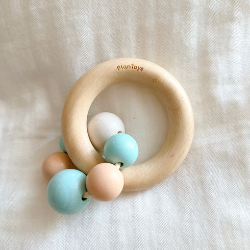 PLAN TOYS ビーズラトル Beads Rattle - Pastel Series 5262 ベビーラトル 歯固め プラントイ