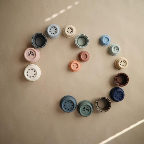 Mushie Stacking Cups Toy スタッキングカップ Petal ピンク系 カラー ムシエ