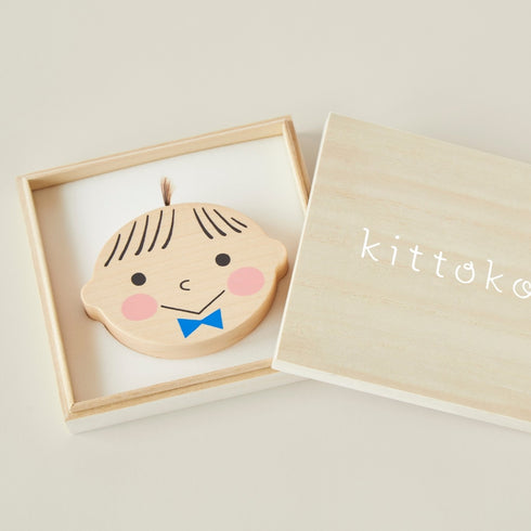 Kittoko 一生に一度のファーストカット飾り Red 木製 はじめてのカット記念 胎毛 キットコ