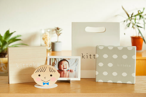 Kittoko 一生に一度のファーストカット飾り Red 木製 はじめてのカット記念 胎毛 キットコ