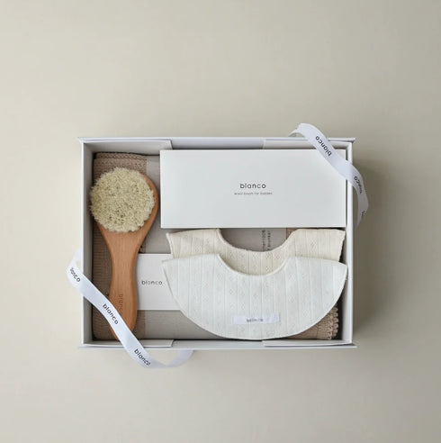 blanco peek a boo ! ベビーギフトセット 出産祝い ベビーブランケット おくるみ スタイ ベビーブラシ