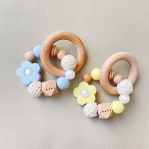 LABRO 歯がため 花柄 フラワー 木製 木のおもちゃ ファーストトイ 歯固め 日本製 ラブロ 天然木