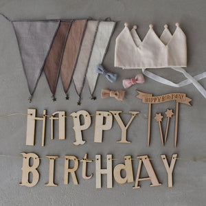 MOONTIC HAPPY BIRTHDAY ガーランド【ヴィンテージレター 加工ウッドバナー】 お誕生日 バースデー ムーンティック