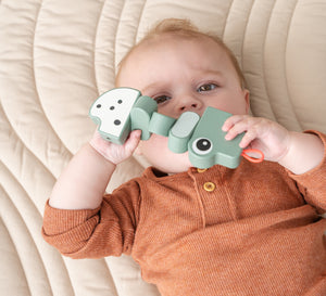 Done by Deer ツイスト＆ターントイ クロコグリーン 木のおもちゃ Twist & turn toy - Croco - Green ダンバイディア