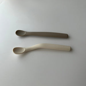 kawaii&born mog fit もぐフィット 2個セット 好きな角度に曲がる 離乳食スプーン 初めてのスプーン