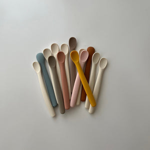 kawaii&born mog fit もぐフィット 2個セット 好きな角度に曲がる 離乳食スプーン 初めてのスプーン