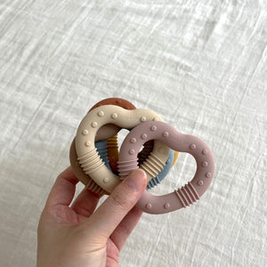 kawaii&born ハート型 歯固めリング シリコン