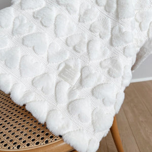 kawaii&born ふわとろ毛布 ベビーブランケット 裏起毛で温かい 天使の毛布 ハートデザイン ホワイト 70cm×90cm