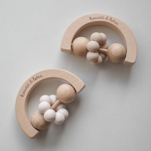 kawaii&born moon 歯固めリング 月型 木製