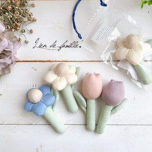 Lien de famille おはなのラトル 赤ちゃんのガラガラ 布製 日本製 リヤンドファミーユ