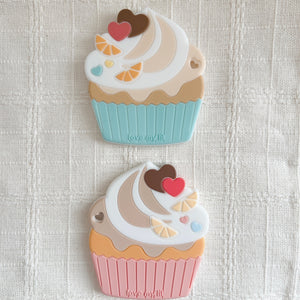 Love my lil 歯がため カップケーキ ブルー ピンク ラブマイリル