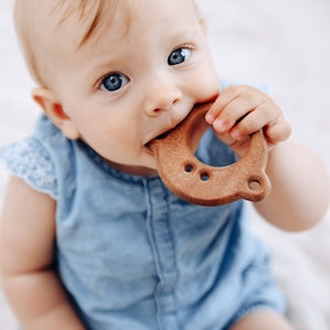 ooh noo Teether ティーサー 木製 歯固め くま さる かえる 天然木 オーノー