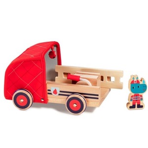 Lilliputiens ファイアーエンジン 木製 消防車 マリウス TYLL83182 はたらく車 木のおもちゃ リリピュション