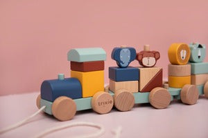 trixie baby トリクシー Wooden animal train ベビー ウッドトイ アニマルトレイン 木のおもちゃ