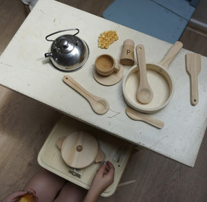 Egmont Toys 木製 おままごと キッチンツールセット EGM700153 フライパン お鍋 エグモントトイズ