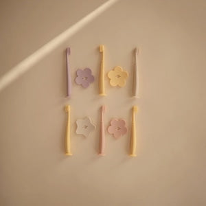 mushie Training Toothbrush ムシエ トレーニングブラシ ベビーはぶらし