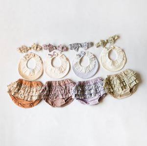 mocmof おめかしギフトセット レース 622-476161 ベビー ブルマ フリル3点セット モクモフ