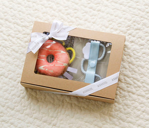 SHAOOL わっかラトル ベビーギフトセット / ドーナツ ストラップ 月齢カード 選び取りカード