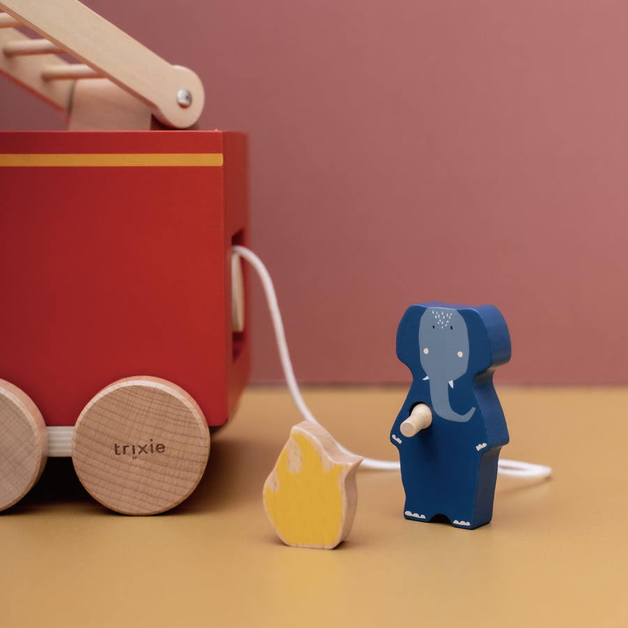 trixie baby Wooden fire truck トリクシー ウッドトイ ファイアトラック 消防車 木のおもちゃ